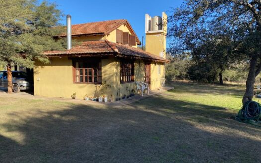 Casa en 1 hectárea de terreno