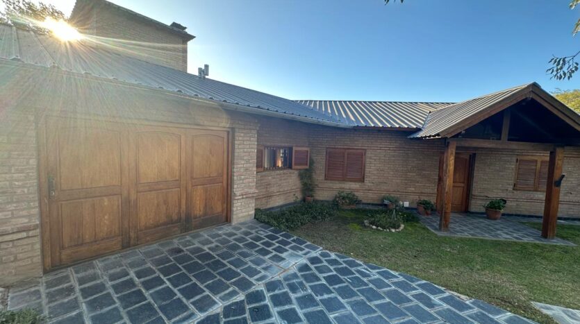 Venta importante propiedad en Villa Gral Belgrano