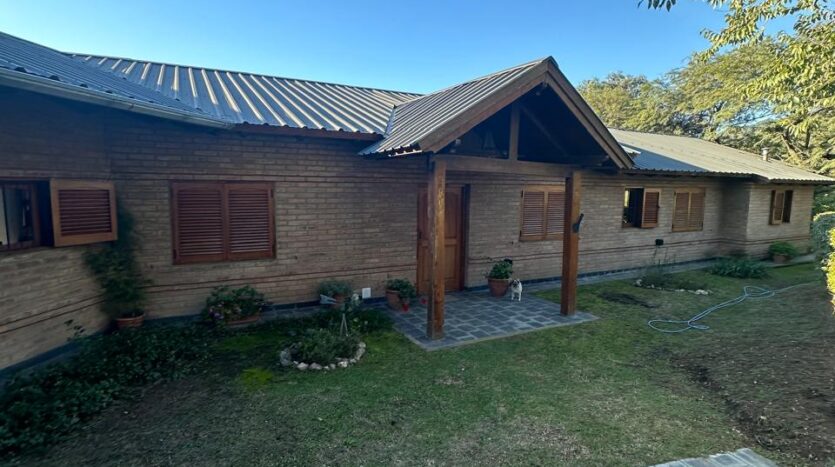 Venta importante propiedad en Villa Gral Belgrano