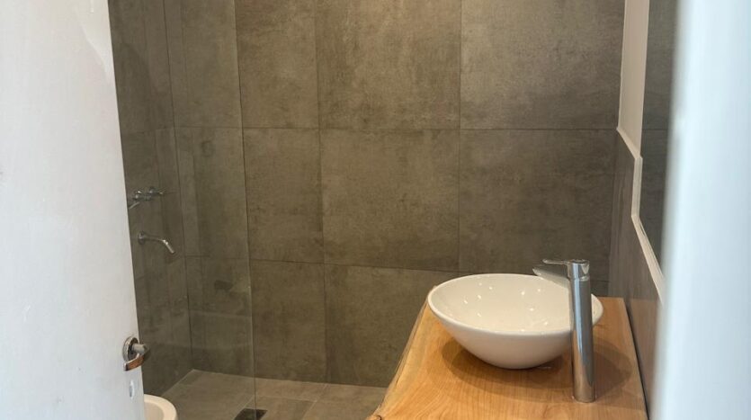 Venta casa a estrenar en Los Reartes